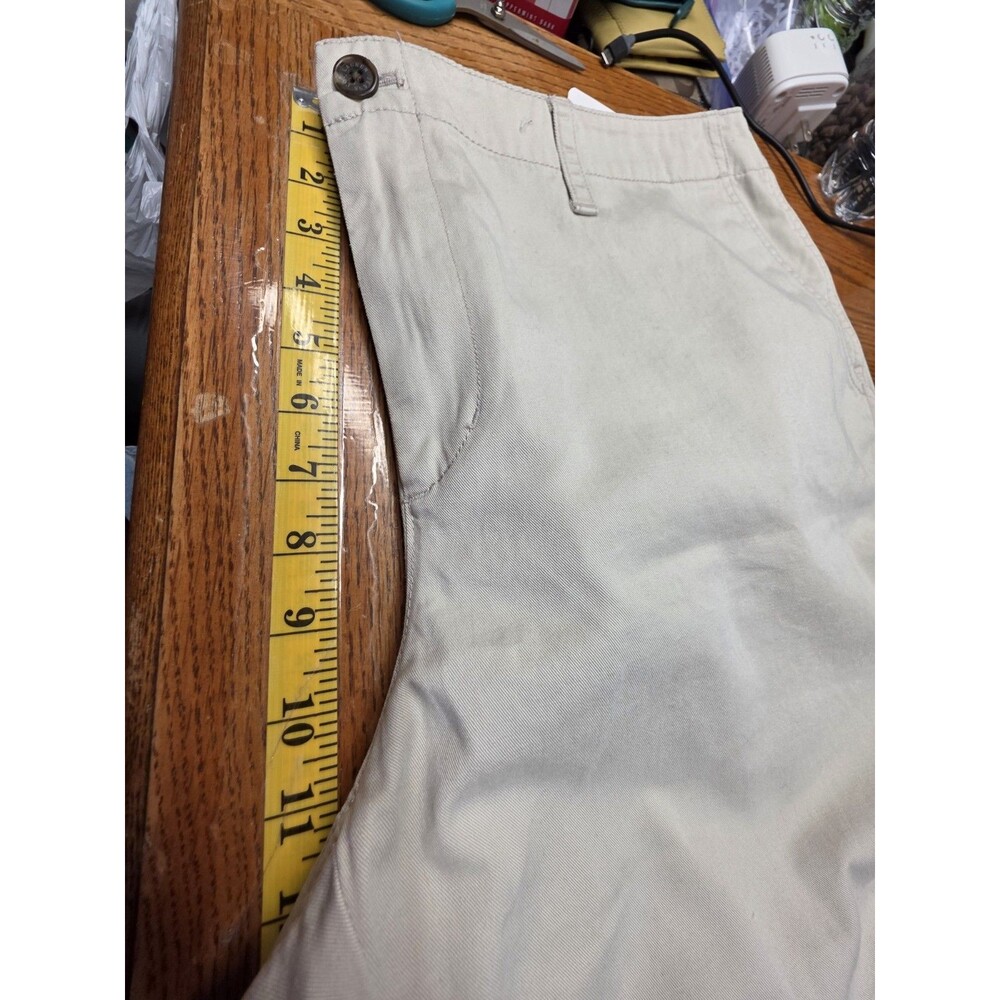 Lauren Jean Co By Ralph Lauren Chino Style Shorts Plus Size 18W Beige - Picture 7 of 8